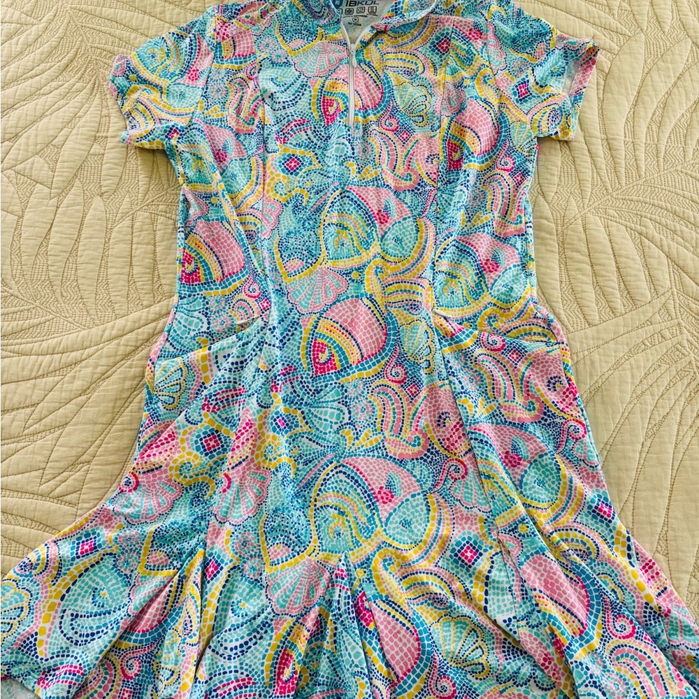 Ibkul tennis short Sleeve Dress size medium w/Pockets